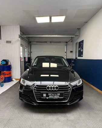 Audi A4 cena 82900 przebieg: 276708, rok produkcji 2016 z Kowal małe 436